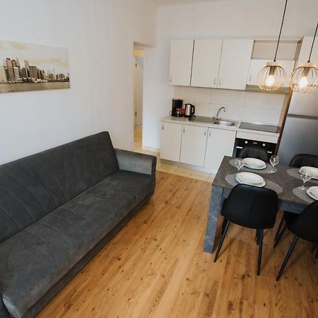 Apartment Deni Solin Exterior foto